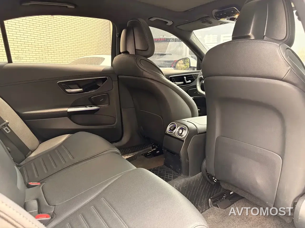 Mercedes-Benz C-Class New Energy 2023 C 350 eL — фото 6