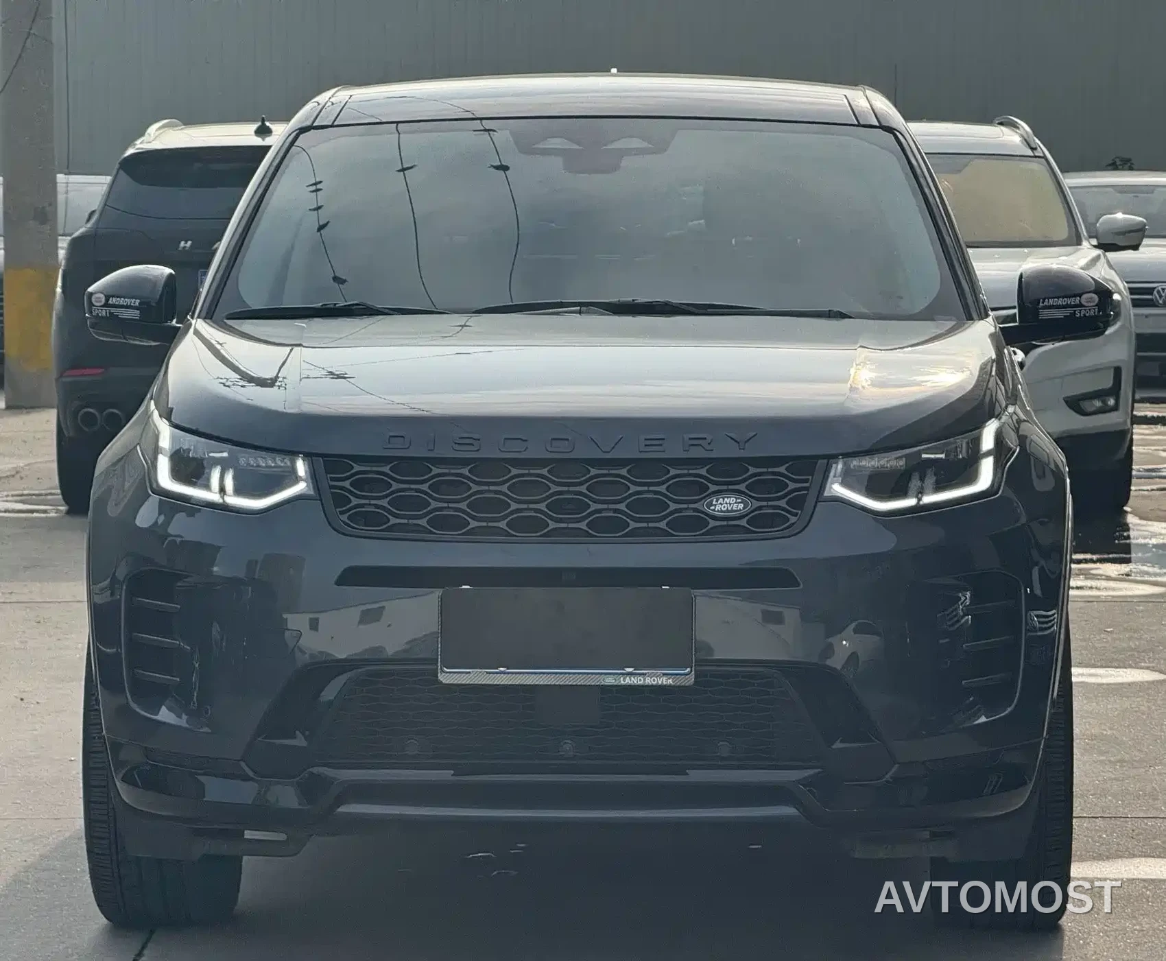Land Rover Discovery Sport 2024 Luxury Custom Edition — фото 2