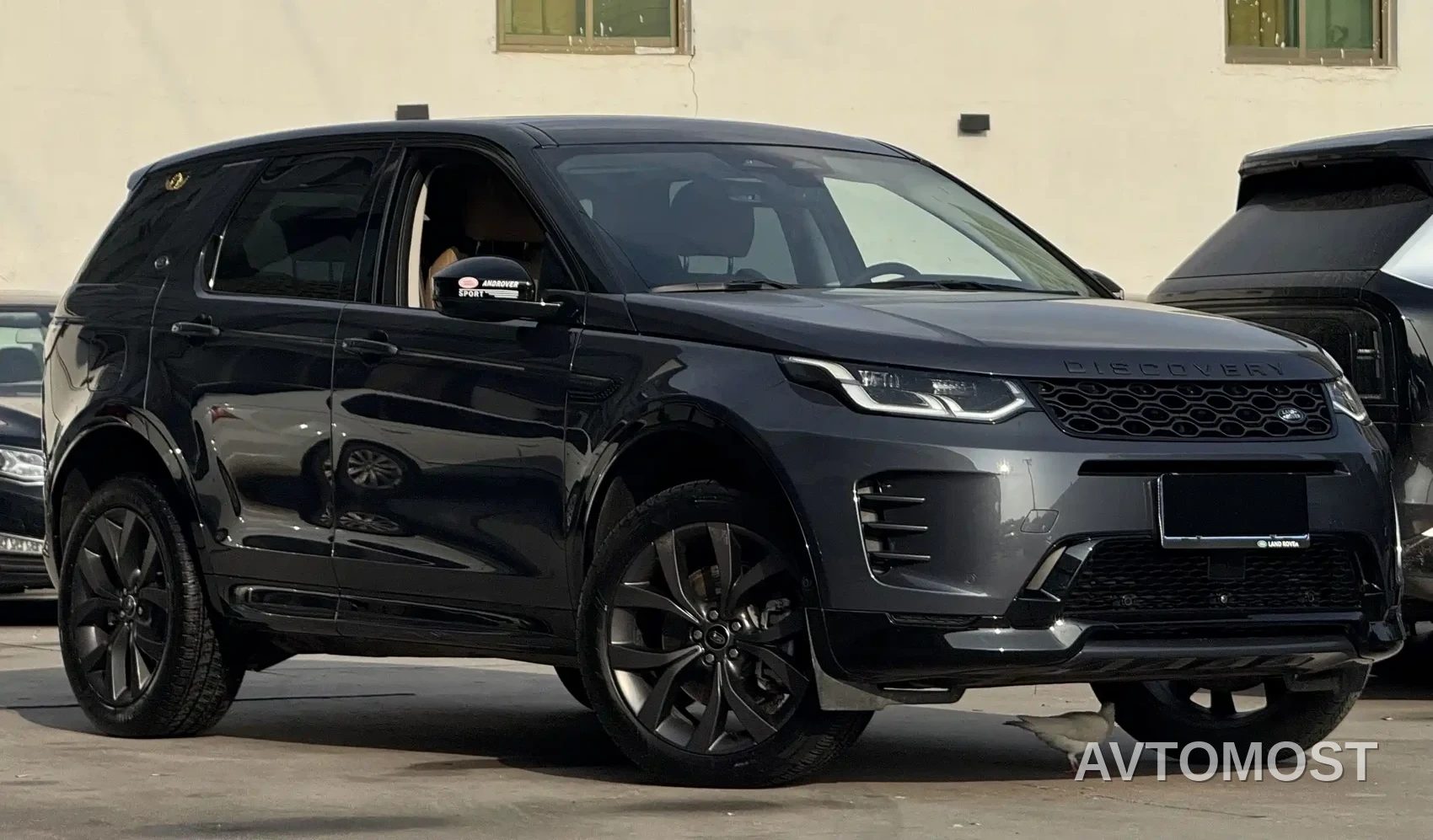 Land Rover Discovery Sport 2024 Luxury Custom Edition — фото 3