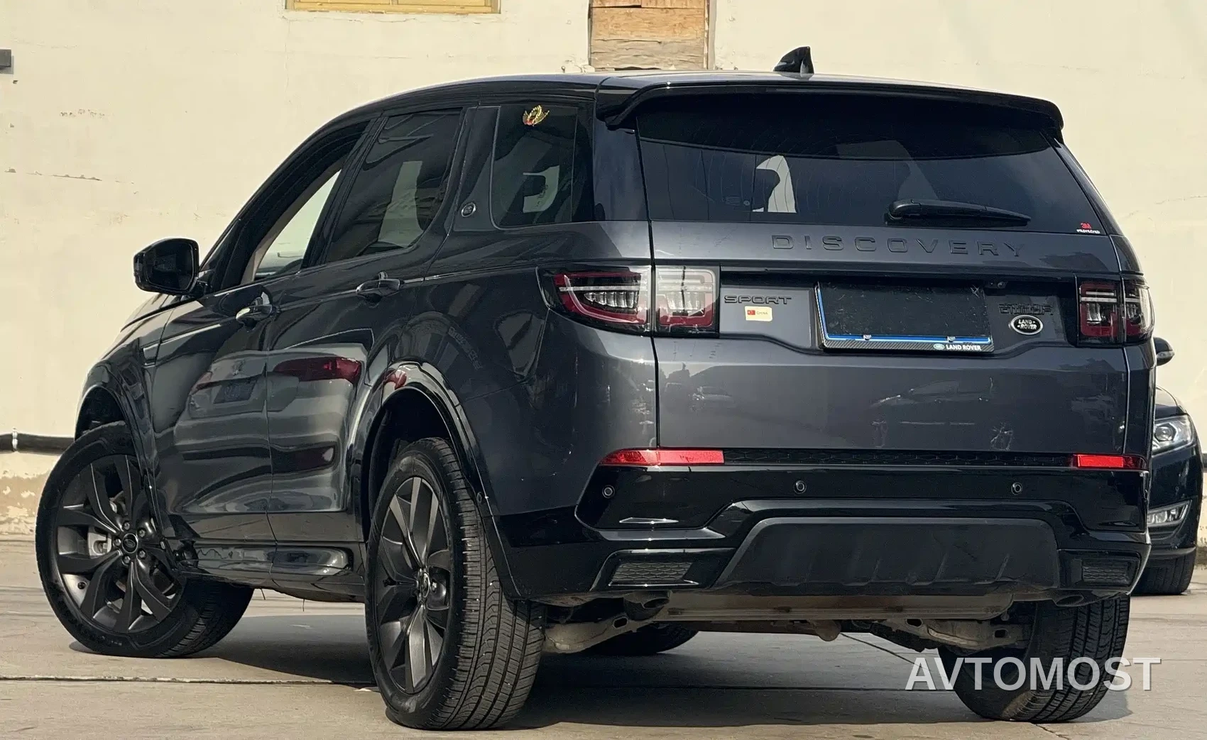 Land Rover Discovery Sport 2024 Luxury Custom Edition — фото 4