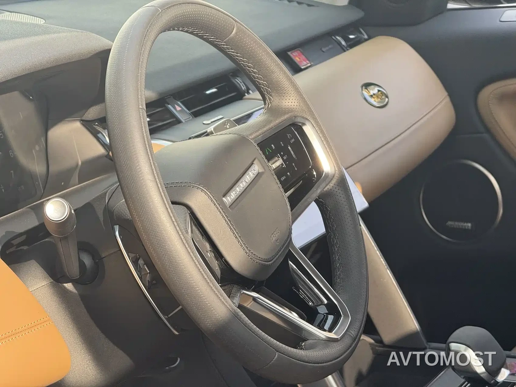 Land Rover Discovery Sport 2024 Luxury Custom Edition — фото 10