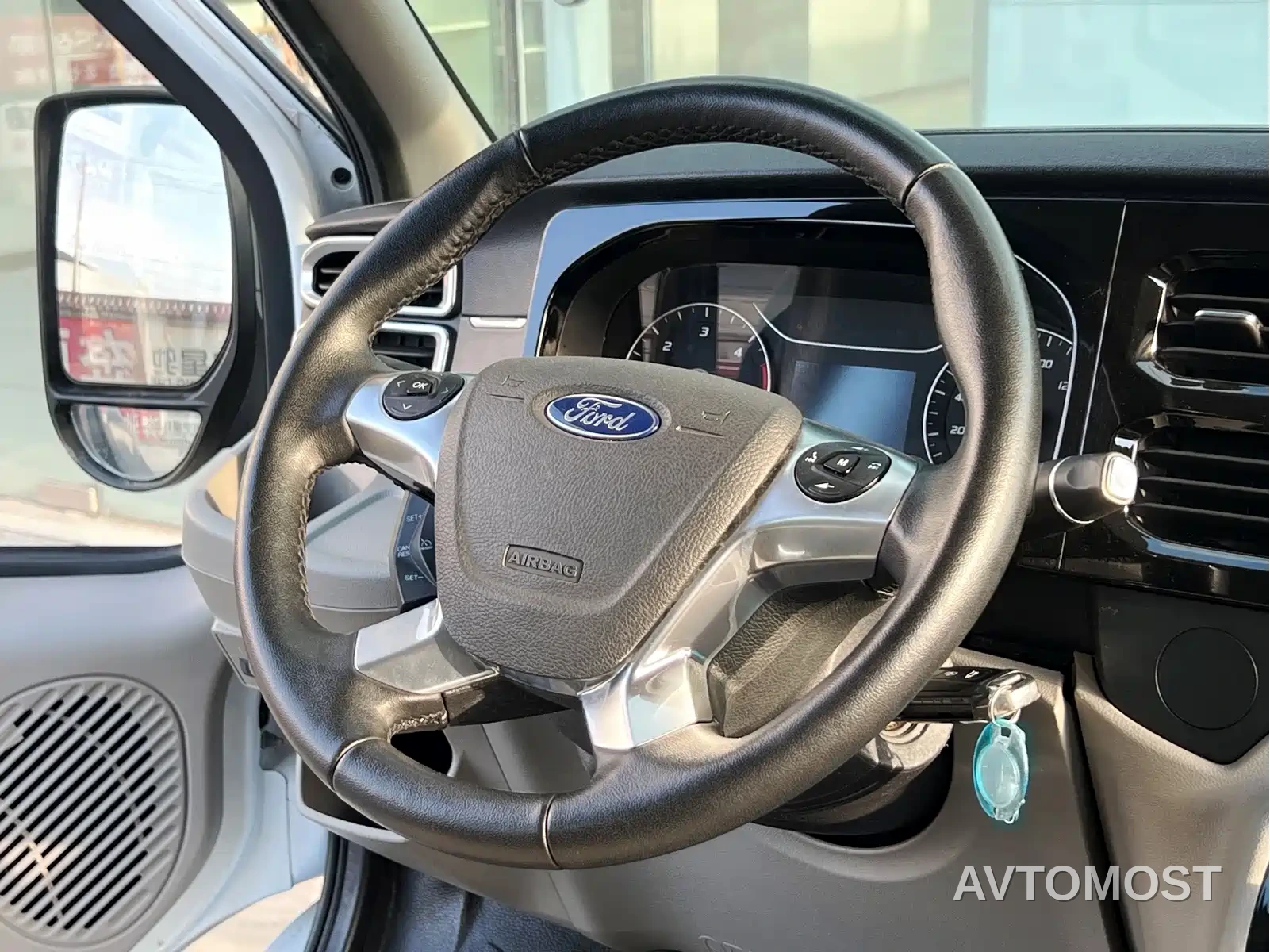 Ford New Generation Transit 2021 2.2T (Package) Automatic Standard Bus Pro Extended Wheelbase Dual Rear Tires (With Sliding Door) 17-Seat High Roof China VI — фото 13