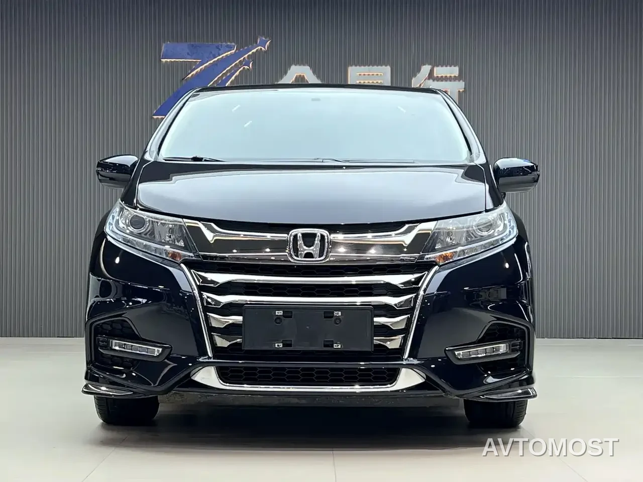 Honda Odyssey 2021 2.0L Sharp Comfort Edition — фото 3