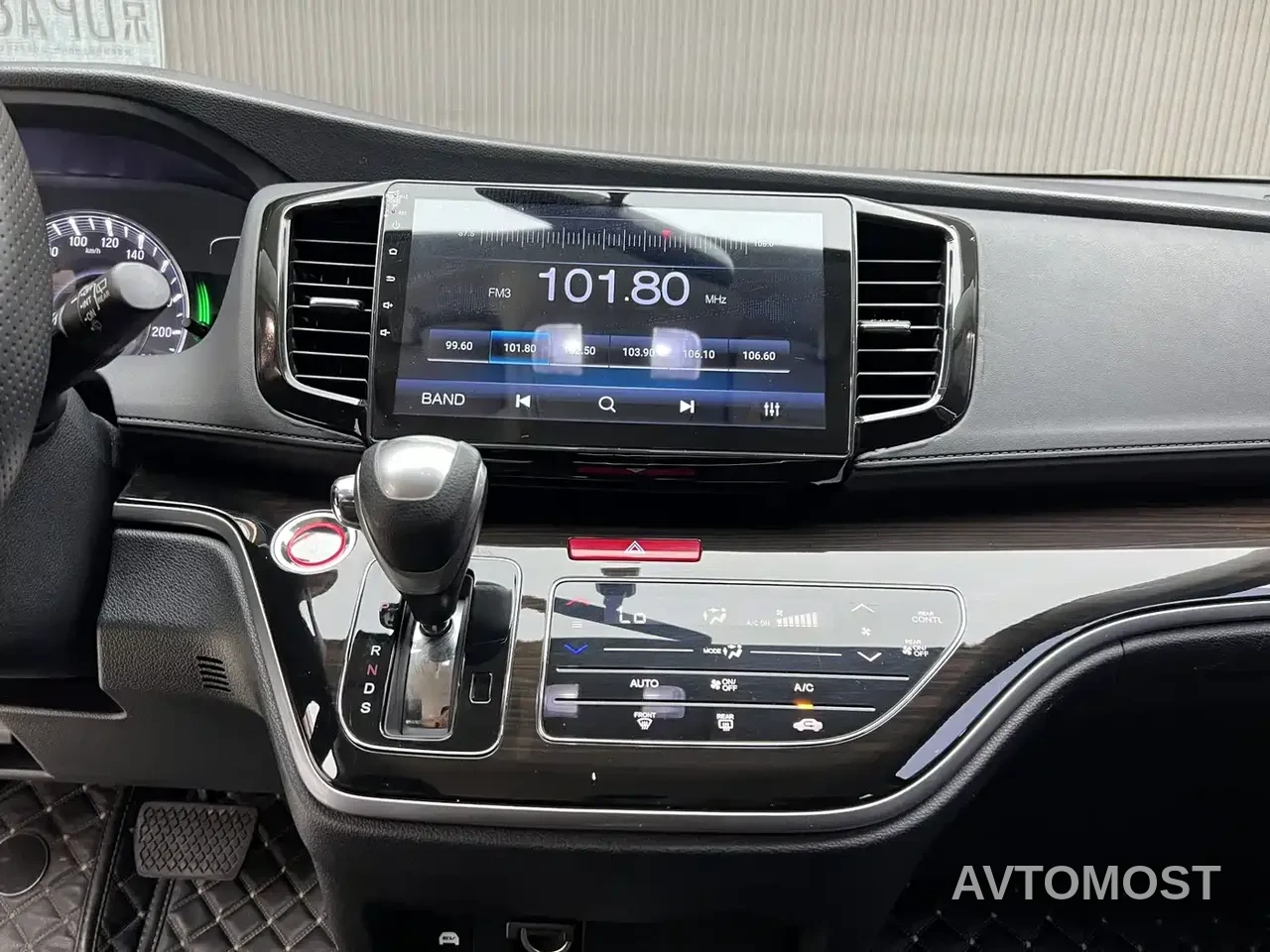 Honda Odyssey 2021 2.0L Sharp Comfort Edition — фото 7