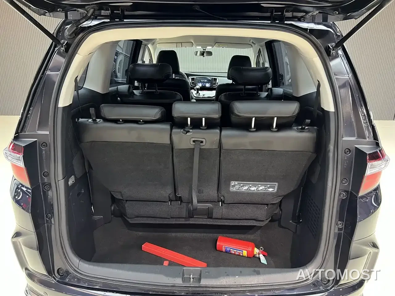 Honda Odyssey 2021 2.0L Sharp Comfort Edition — фото 12