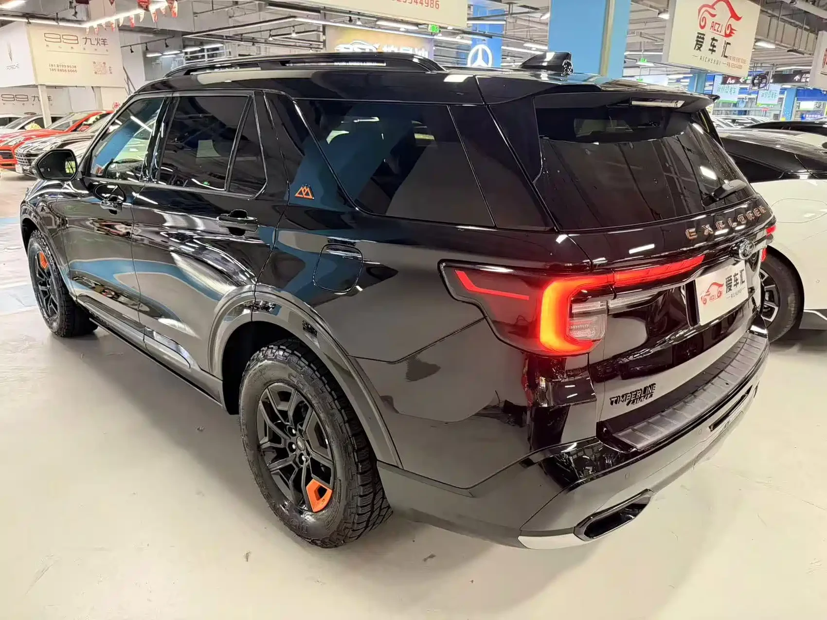 Ford Explorer 2024 2.3T EcoBoost Kunlun Summit Edition 7-Seater — фото 21