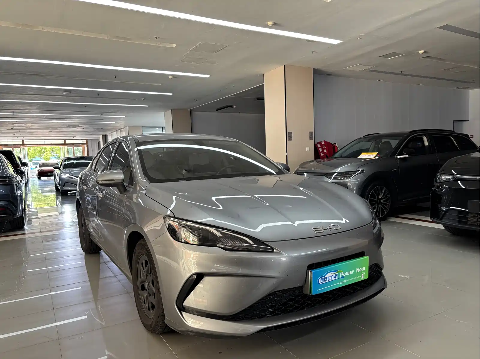 BYD Hai Bao 05 DM-i 2025 DM-i Smart Drive Edition 55KM Luxury — фото 3
