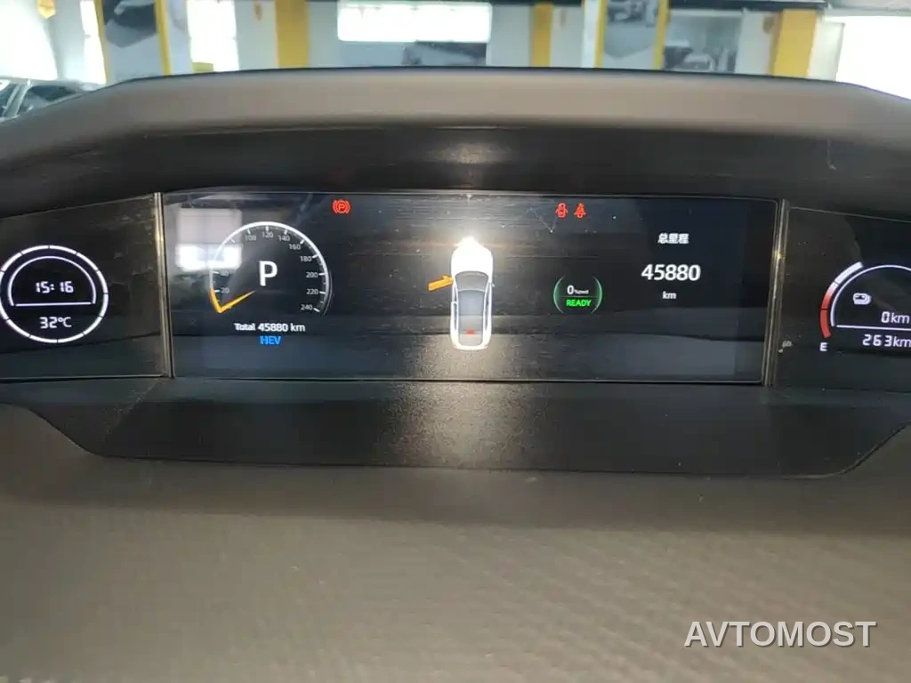 Changan UNI-V iDD 2023 ZhiDian iDD 1.5T 113km Smart Fun Edition — фото 12