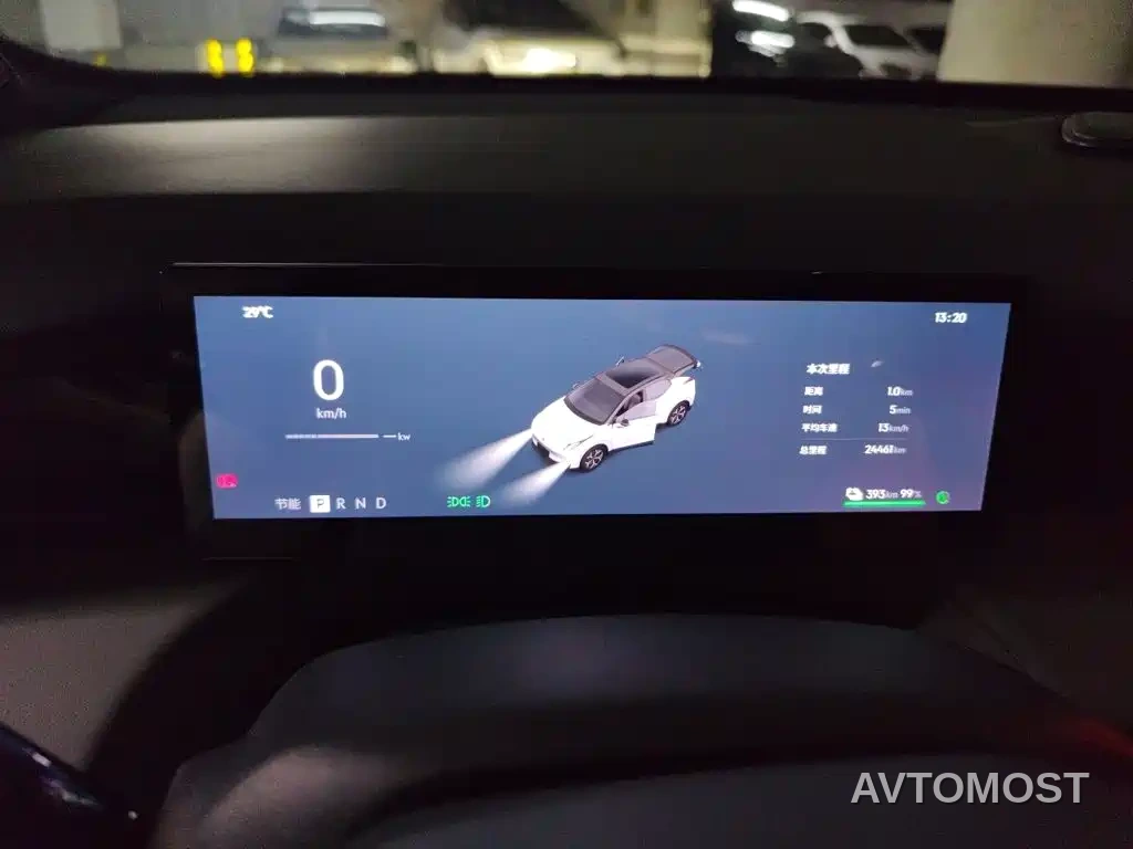 Lynk & Co Z20 2025 530km RWD Pro — фото 7