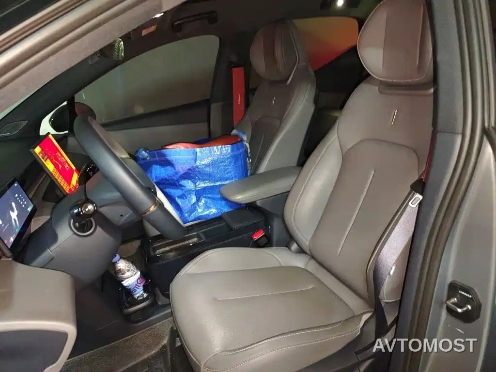 Lynk & Co Z20 2025 530km RWD Pro — фото 11