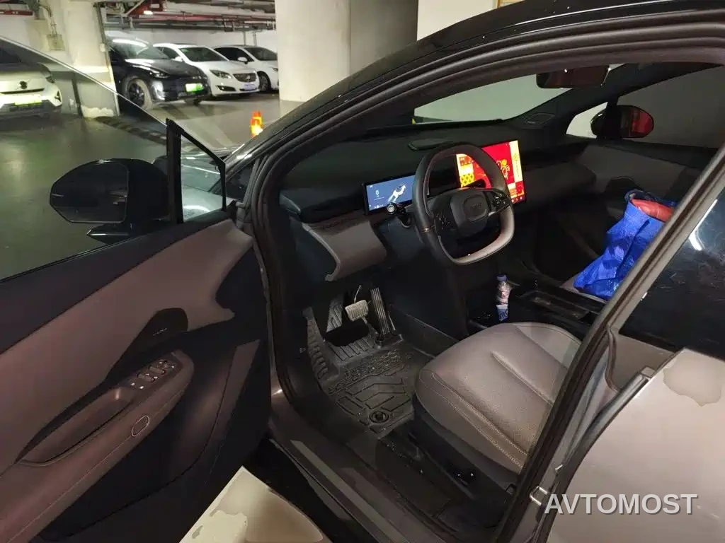 Lynk & Co Z20 2025 530km RWD Pro — фото 12