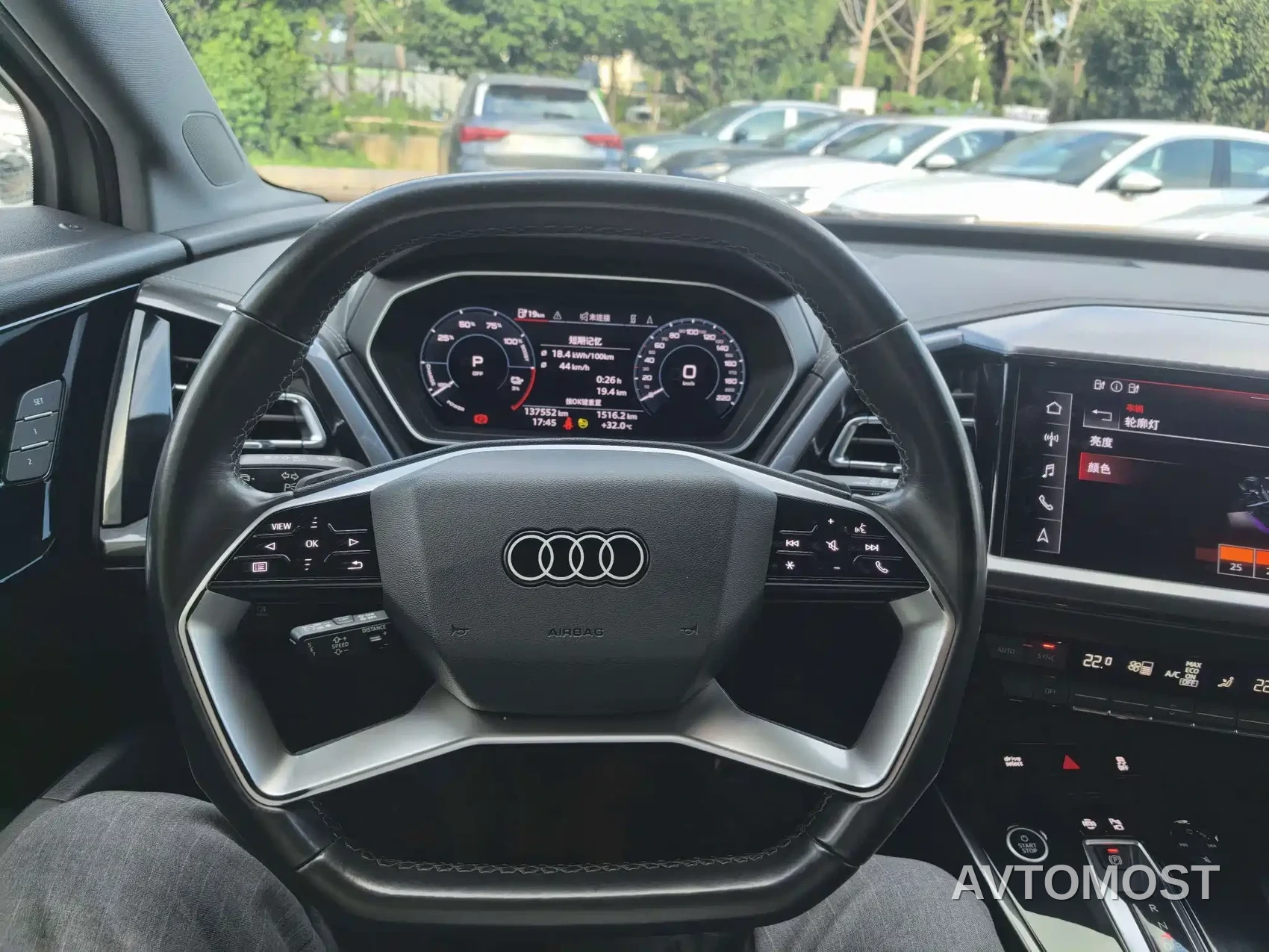 Audi Q4 e-tron 2023 50 e-tron quattro Creation Edition — фото 4