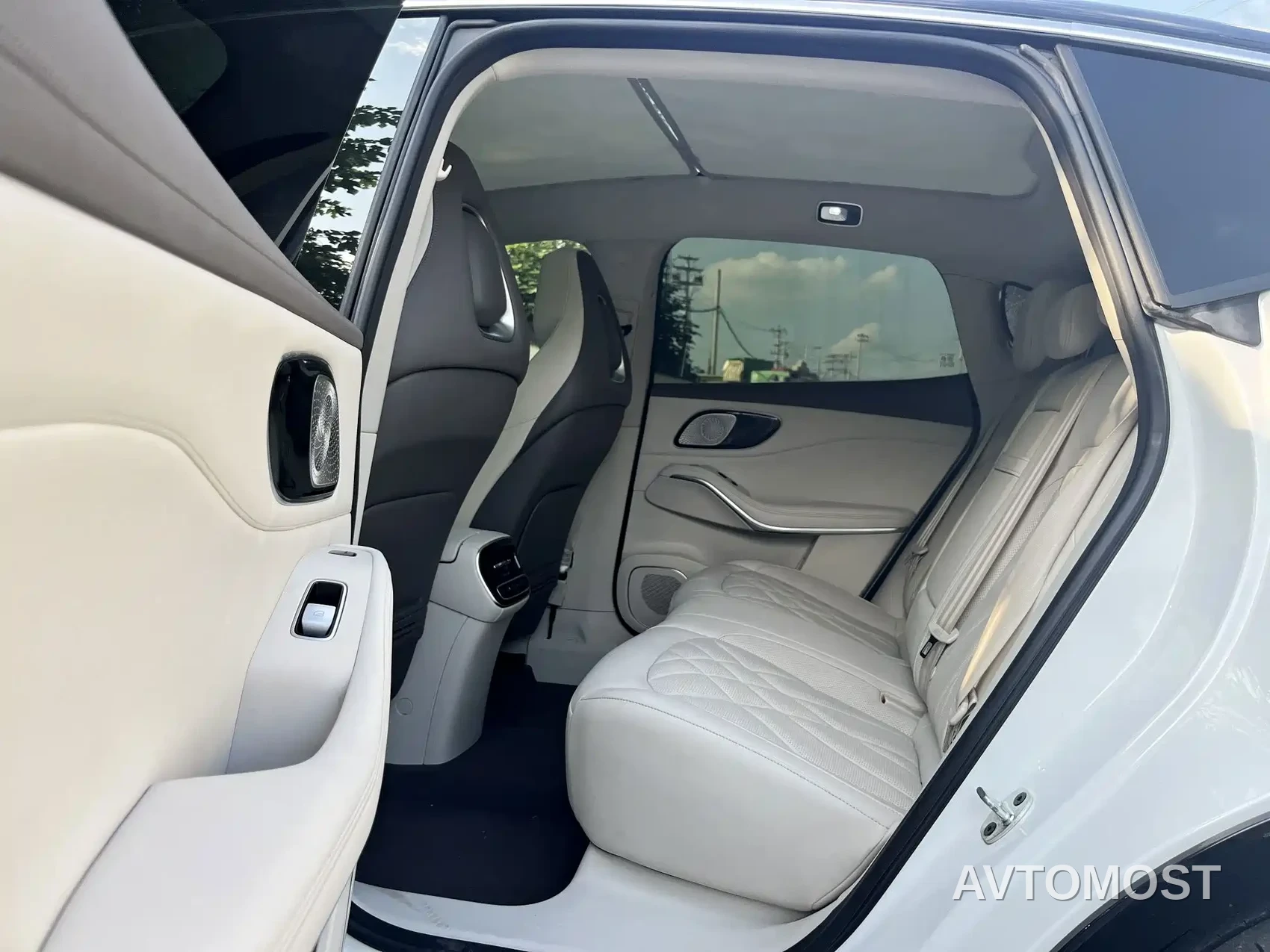 Roewe Feifan R7 2024 Advanced Edition — фото 12