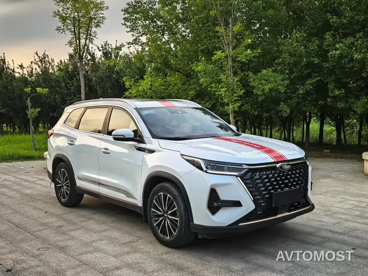 Chery Tiggo 8 PRO 2022 290T 2WD Deep Space Version 5-Seater — фото 3