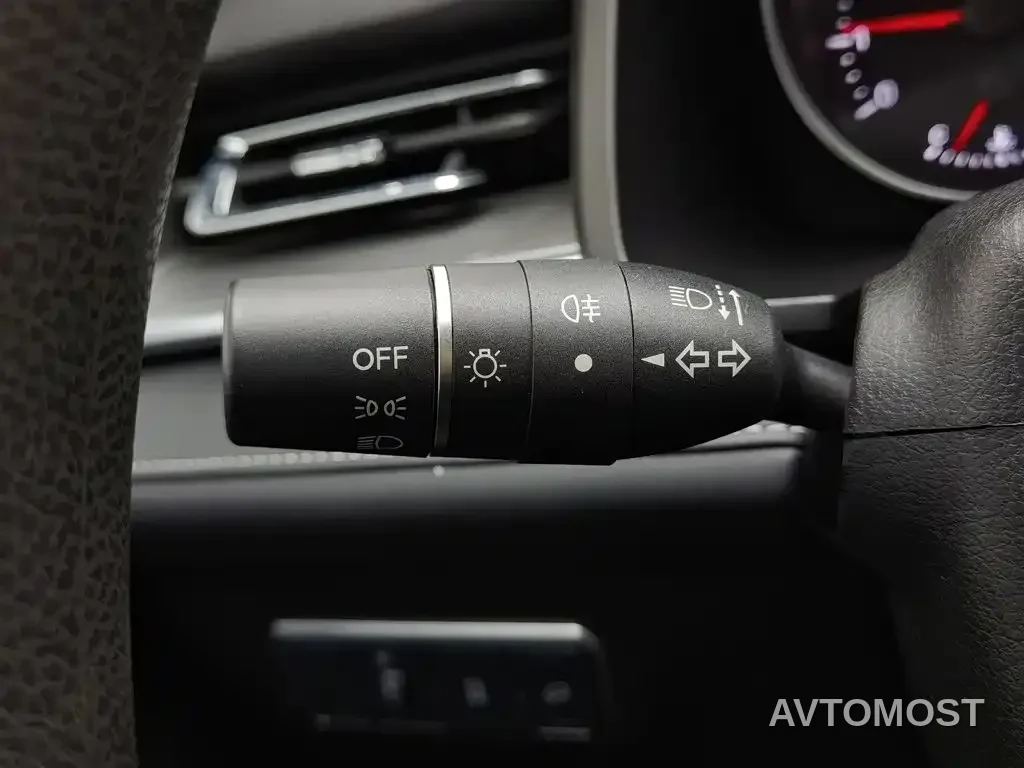 Haval M6 2021 PLUS 1.5T DCT Elite Smart Connect — фото 19