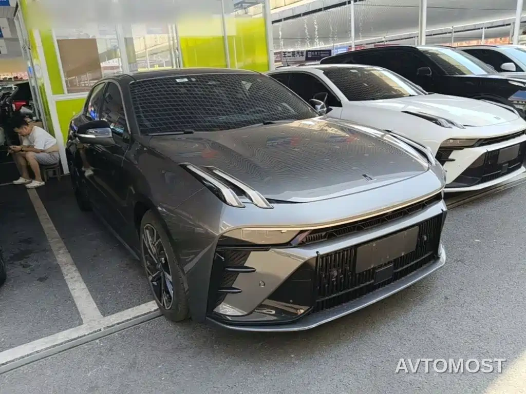 Lynk & Co 03 2023 2.0TD DCT Power Halo — фото 2