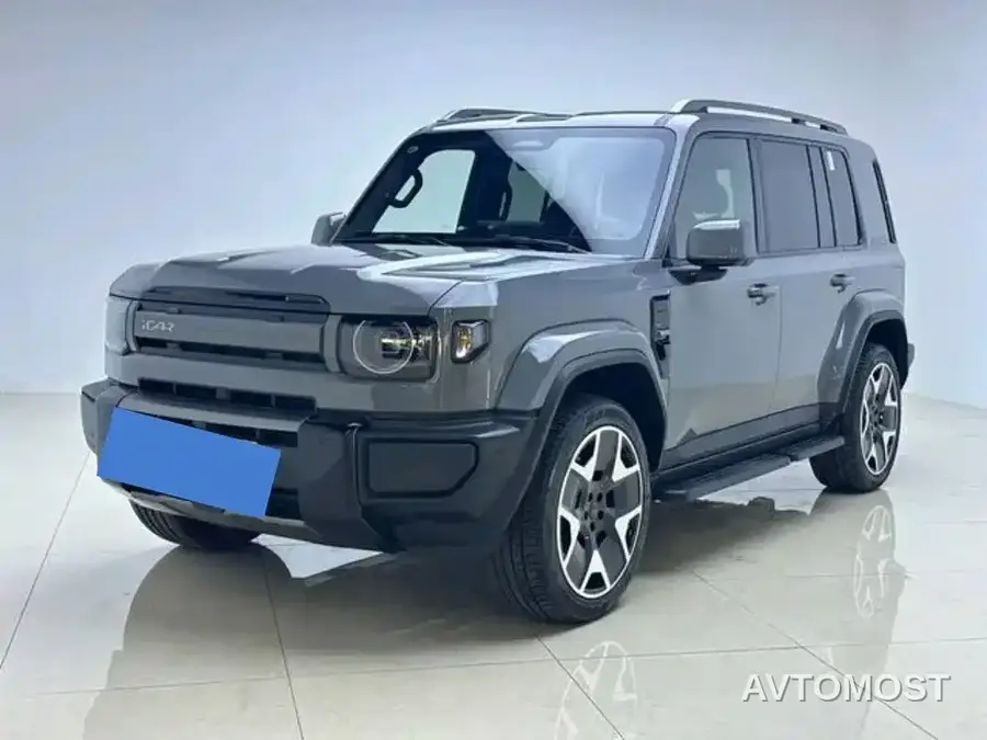 iCAR V27 2026 200KM AWD Falcon 500