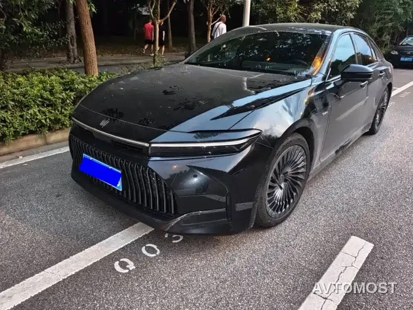 Toyota Crown (Import) 2024 2.5L Ultimate Edition — фото 1