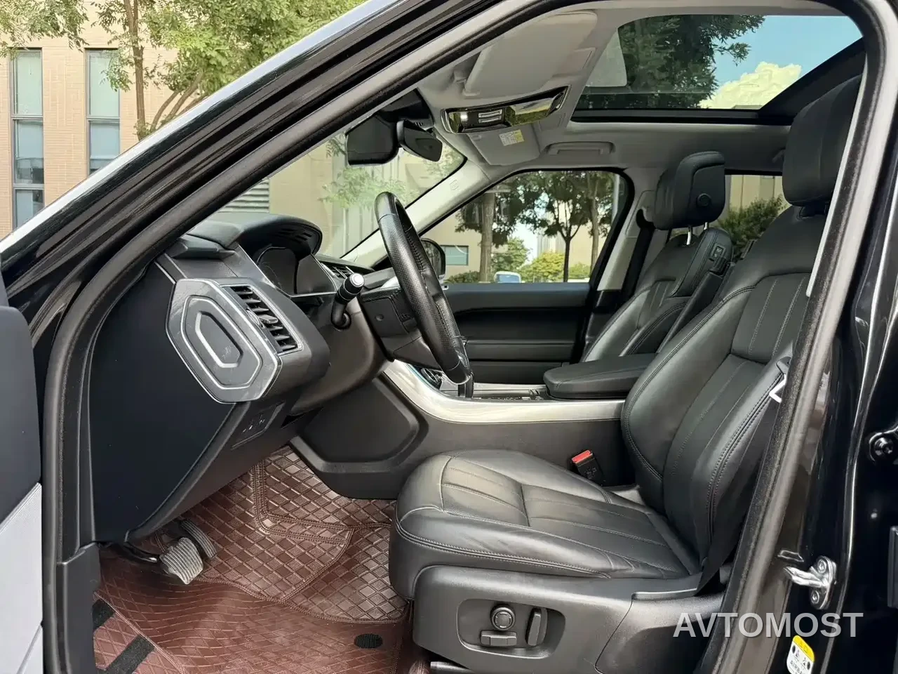 Land Rover Range Rover Sport PHEV 2022 P400e SE — фото 6