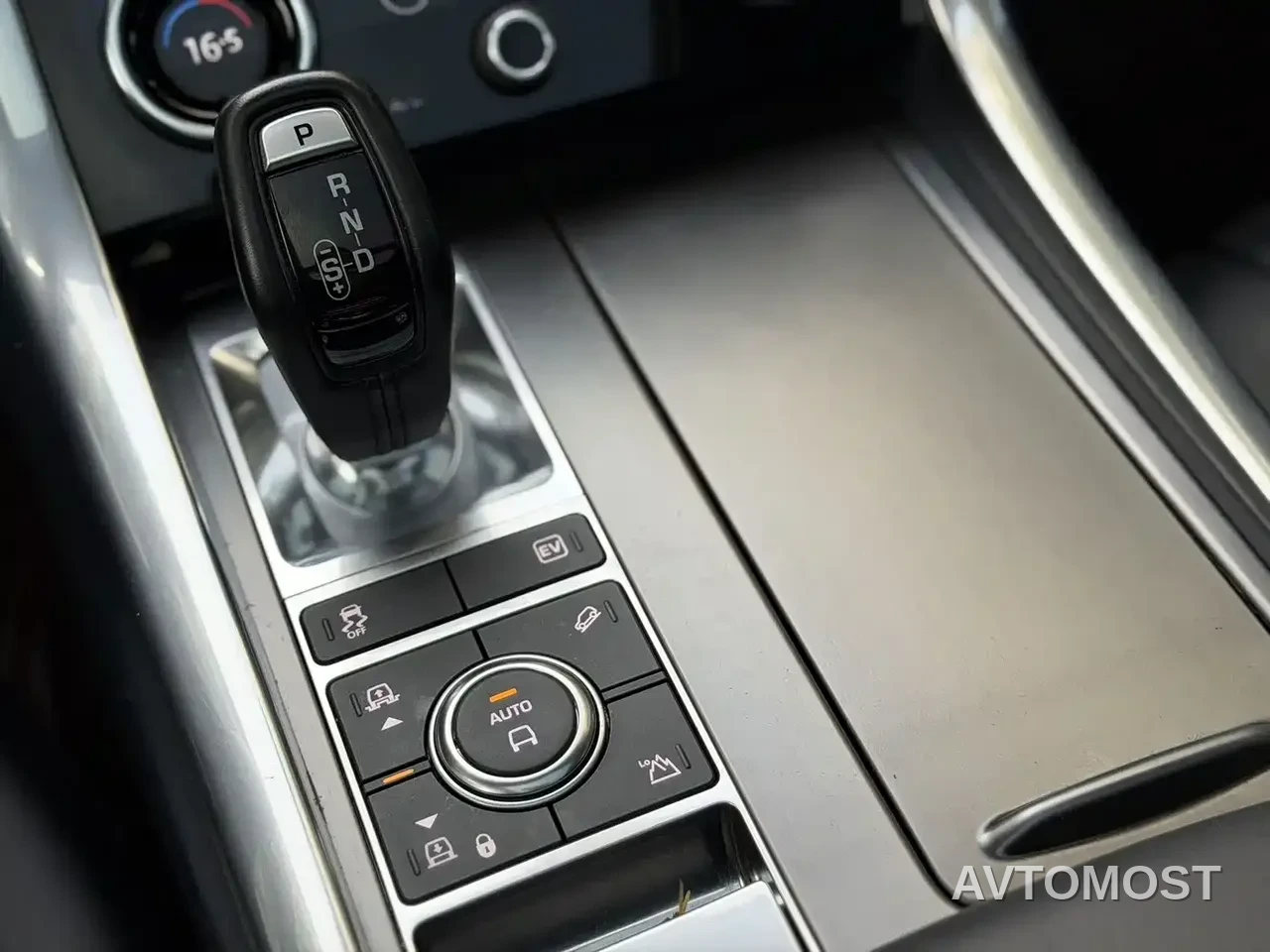 Land Rover Range Rover Sport PHEV 2022 P400e SE — фото 14