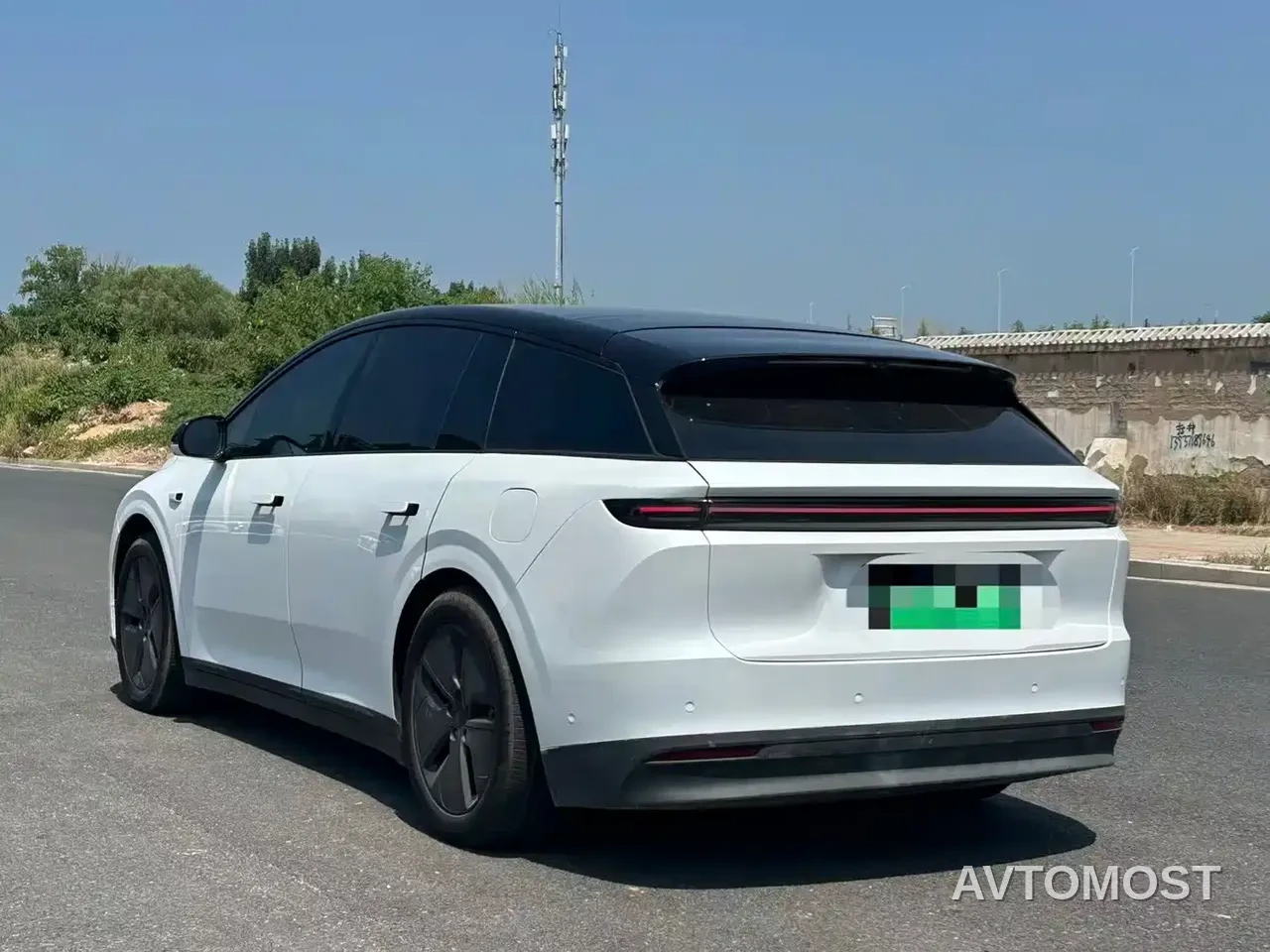 Li Auto i6 2025 2WD Base Model — фото 4