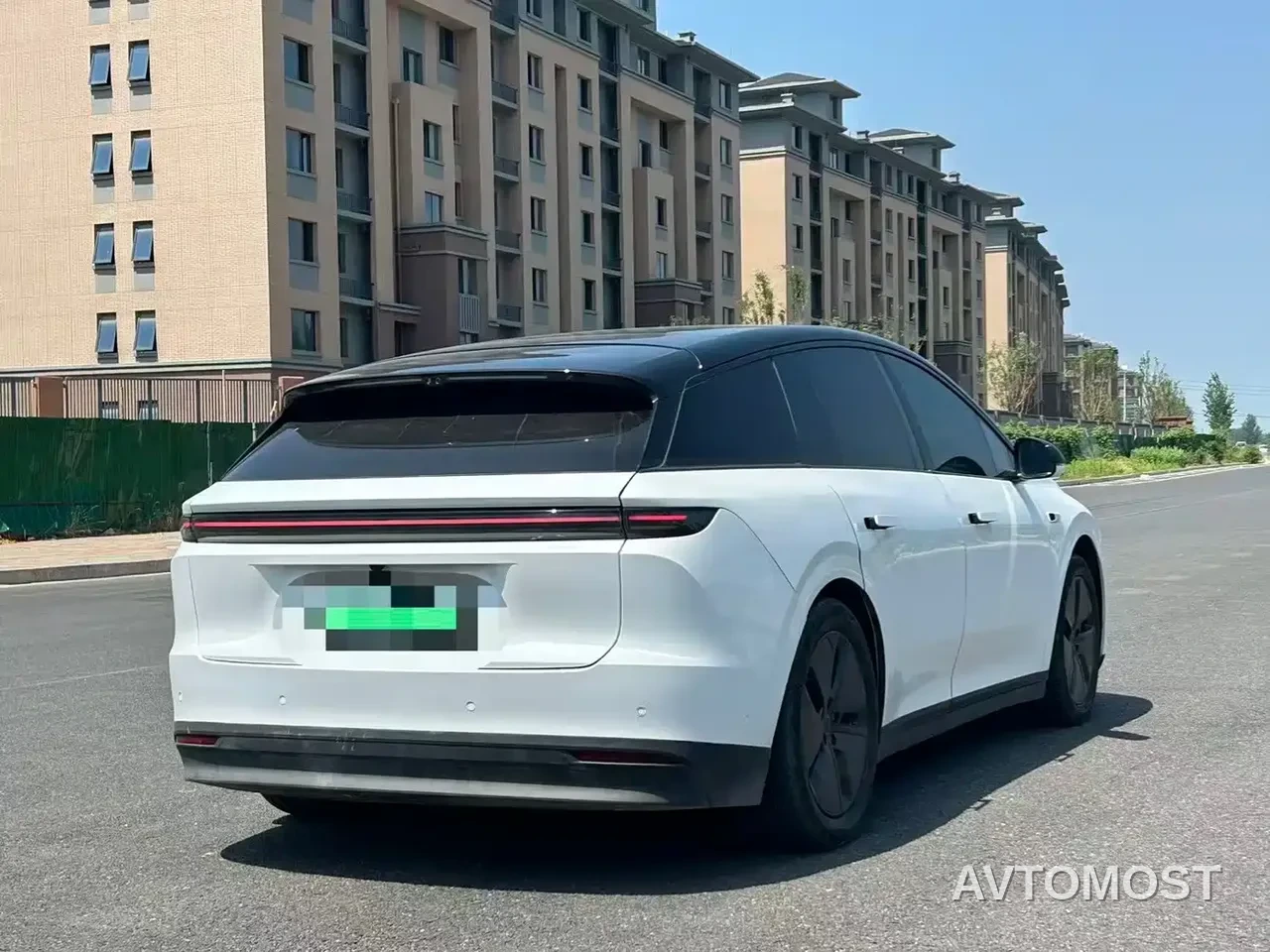 Li Auto i6 2025 2WD Base Model — фото 6