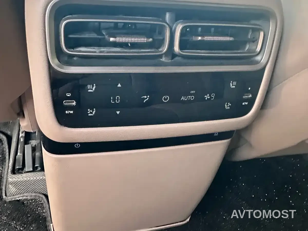 Li Auto i6 2025 2WD Base Model — фото 17