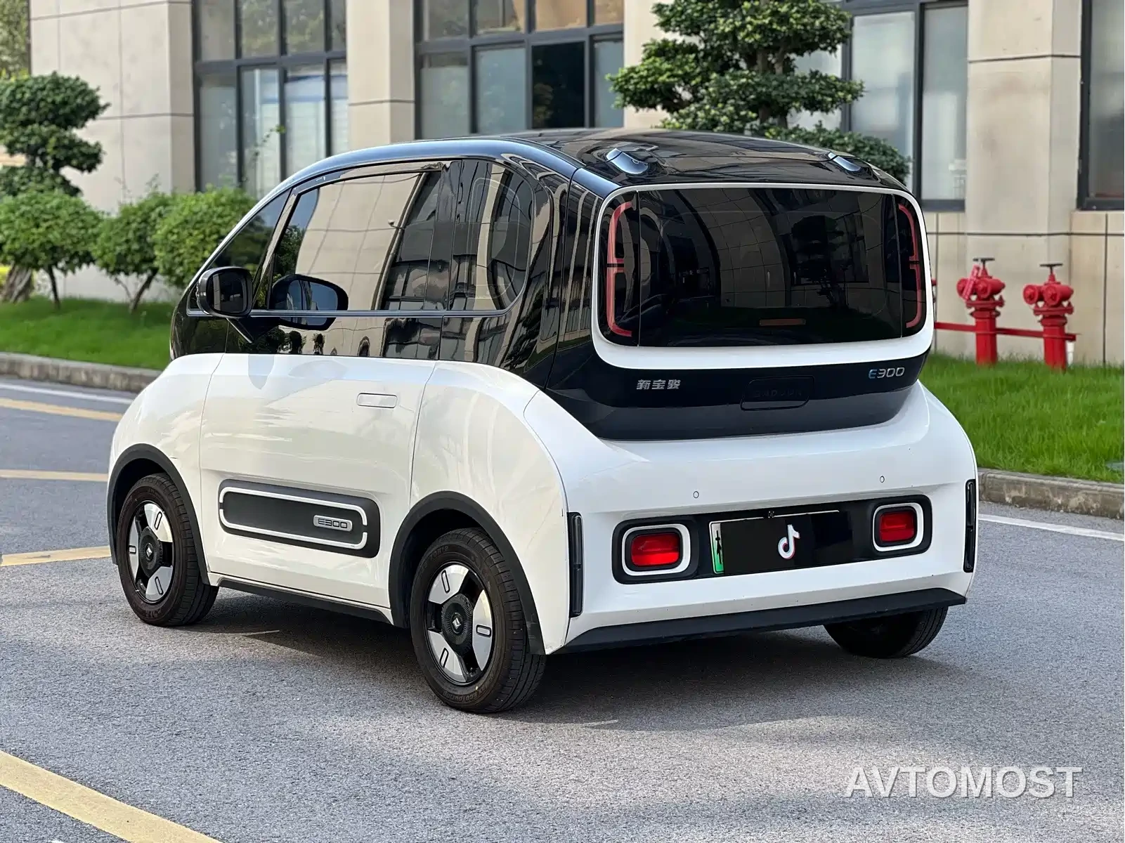 Baojun E300 2020 Stellar Smart Travel Edition — фото 7
