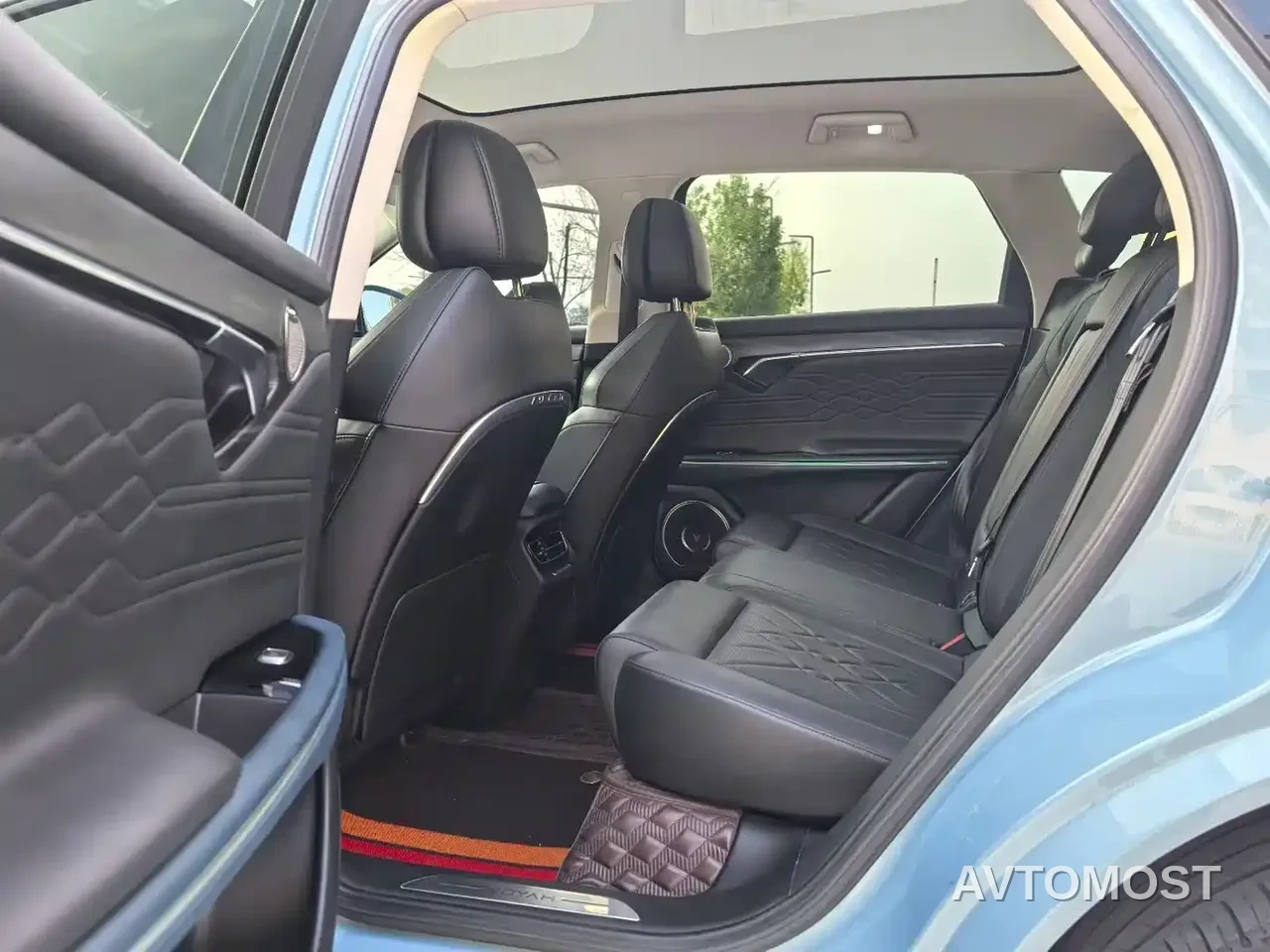 VOYAH FREE 2021 4WD Extended Range Launch Edition Exclusive Luxury Package — фото 5