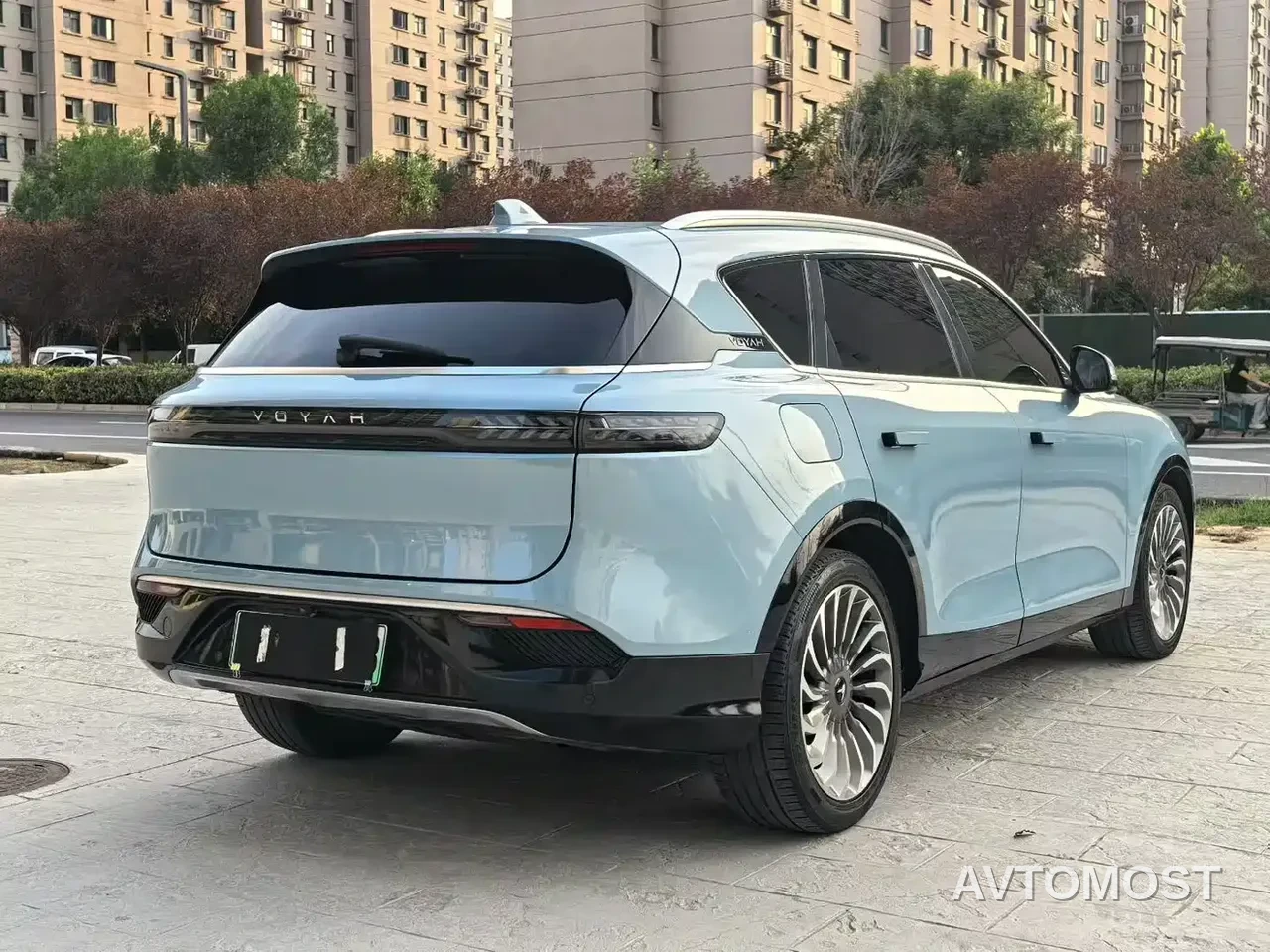 VOYAH FREE 2021 4WD Extended Range Launch Edition Exclusive Luxury Package — фото 9