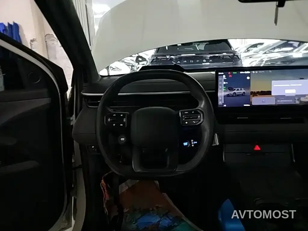 Hyundai ELEXIO 2025 Standard Range RWD — фото 11