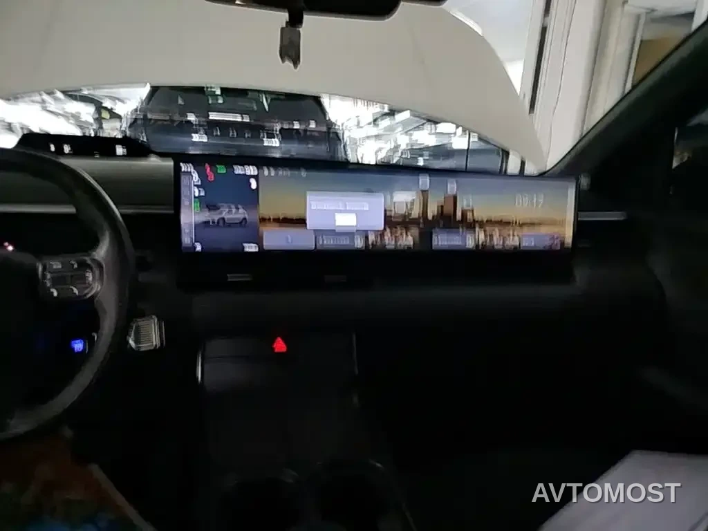 Hyundai ELEXIO 2025 Standard Range RWD — фото 13