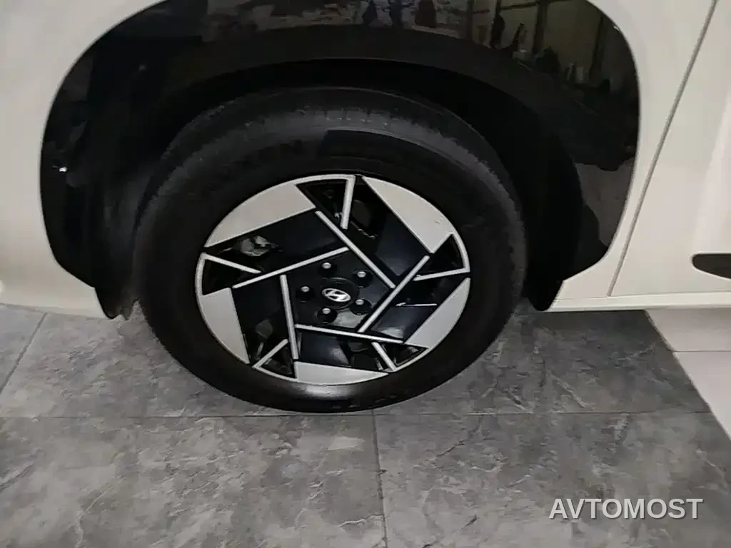 Hyundai ELEXIO 2025 Standard Range RWD — фото 23