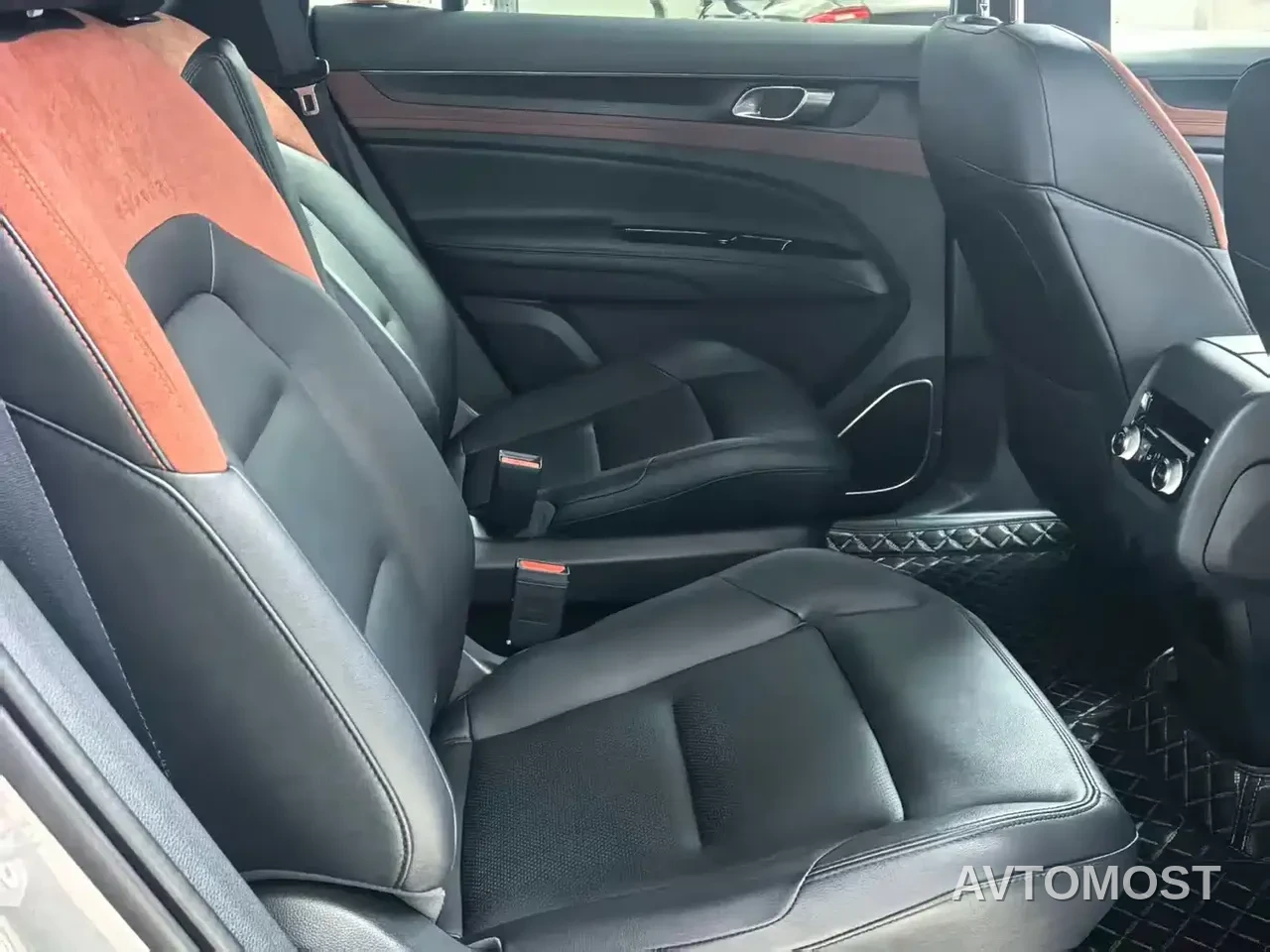 Ford Lingyu New Energy 2025 Premium Leader PLUS — фото 3