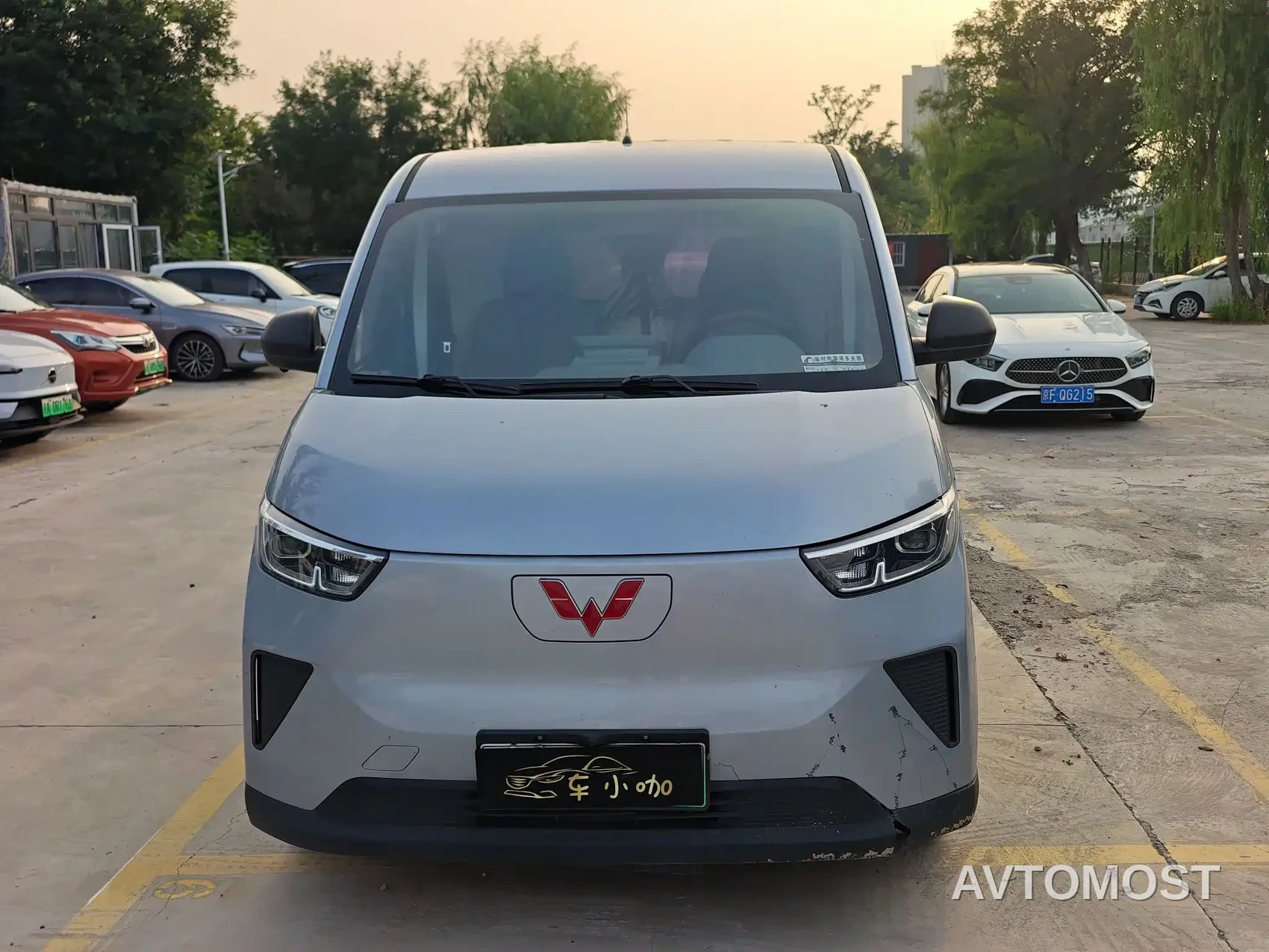Wuling Yangguang 2024 300km Comfort Passenger Version 60kW — фото 2