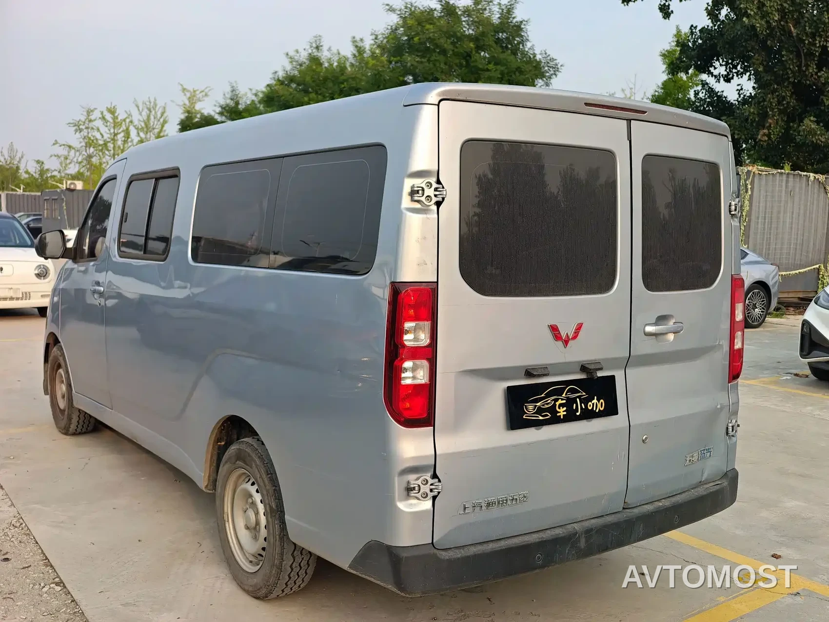 Wuling Yangguang 2024 300km Comfort Passenger Version 60kW — фото 4