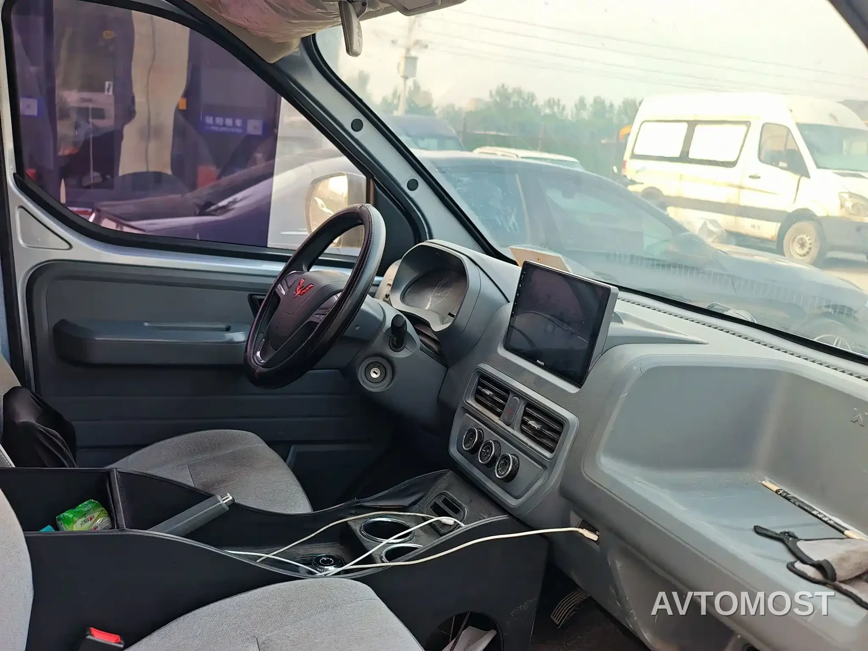Wuling Yangguang 2024 300km Comfort Passenger Version 60kW — фото 8