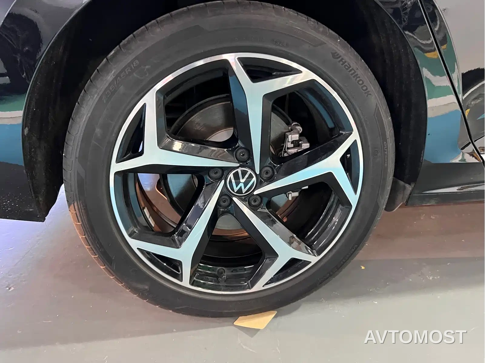 Volkswagen Passat 2024 330TSI Starlight Elite Edition — фото 13