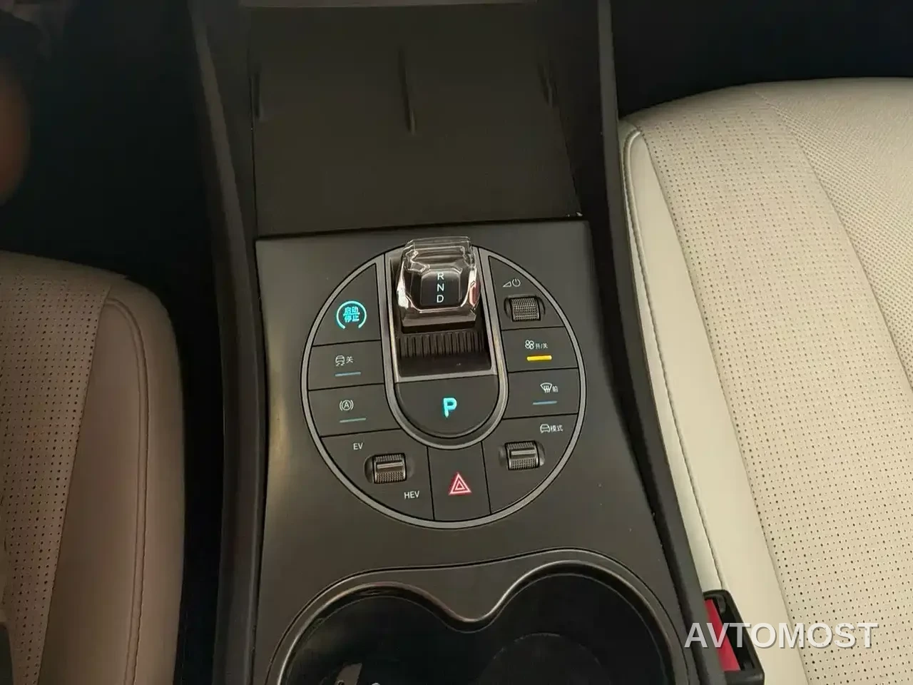 BYD Hai Bao 05 DM-i 2025 DM-i Smart Drive Edition 55KM Luxury — фото 8