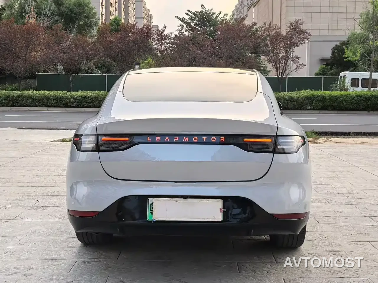 Leapmotor C01 2023 Model Range Extender 216 Comfort Edition — фото 8