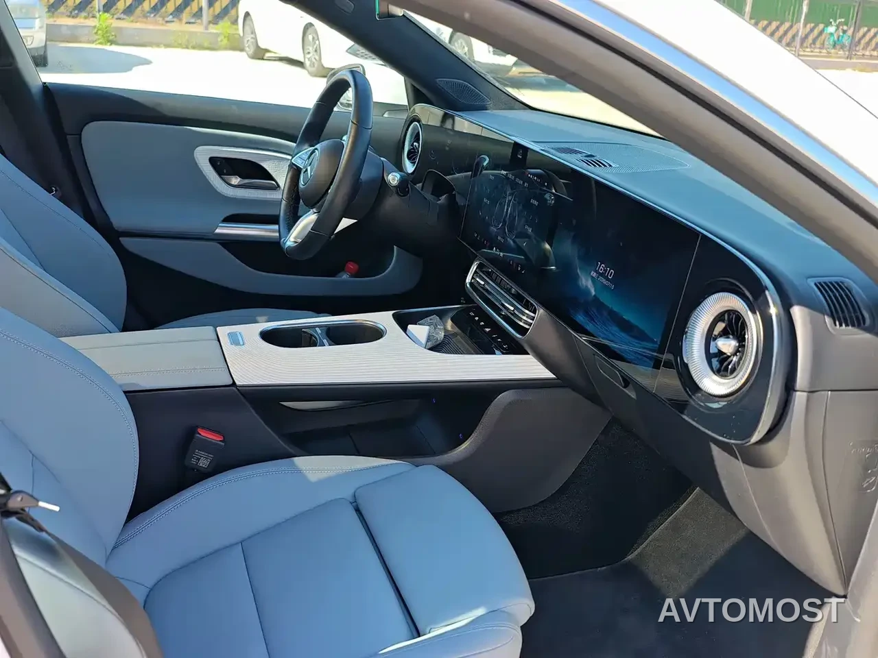Mercedes-Benz CLA New Energy 2025 300L Fashion — фото 7