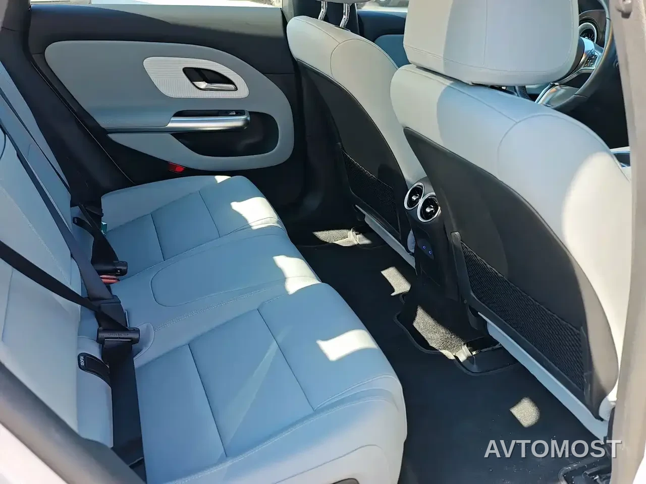 Mercedes-Benz CLA New Energy 2025 300L Fashion — фото 8