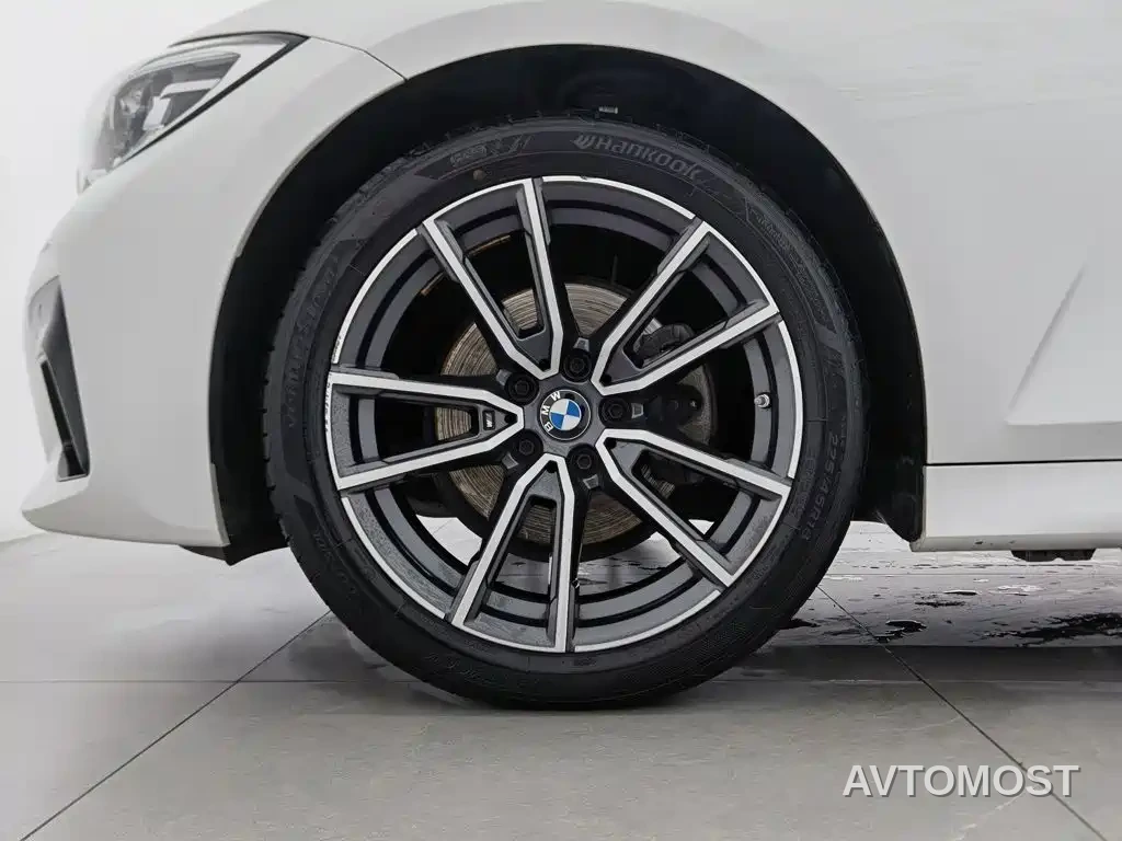 BMW 3 Series 2022 320Li M Sport Package — фото 16