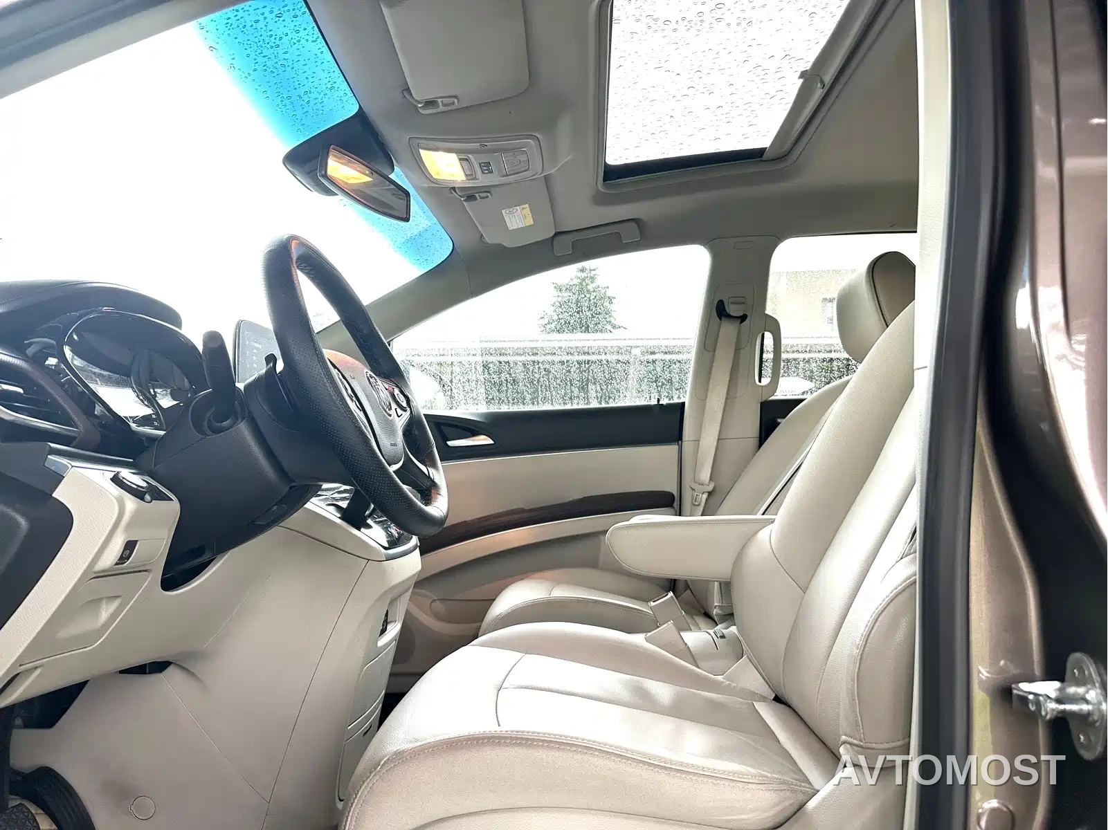 Buick GL8 2021 Land Business Class 652T Luxury — фото 8