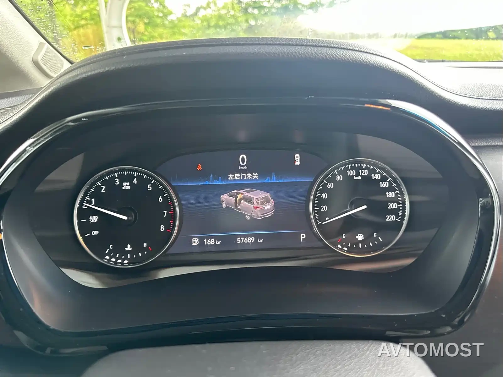 Buick GL8 2021 Land Business Class 652T Luxury — фото 15