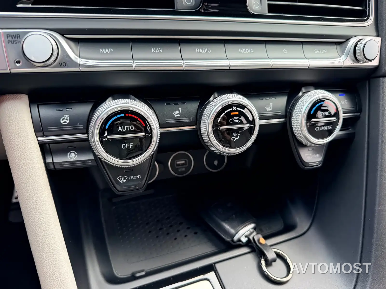 Genesis G70 2021 2.0T RWD Luxury Edition — фото 15