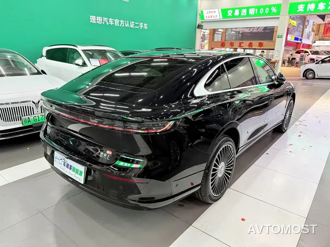 VOYAH Zhuiguang L 2025 Mid-configuration Model — фото 5