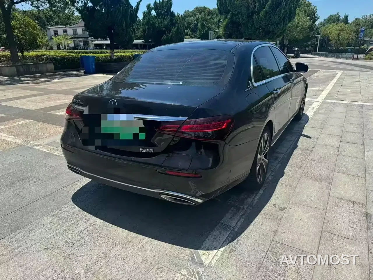 Mercedes-Benz E-Class New Energy 2022 E 350 e L Plug-in Hybrid Sports Sedan — фото 7