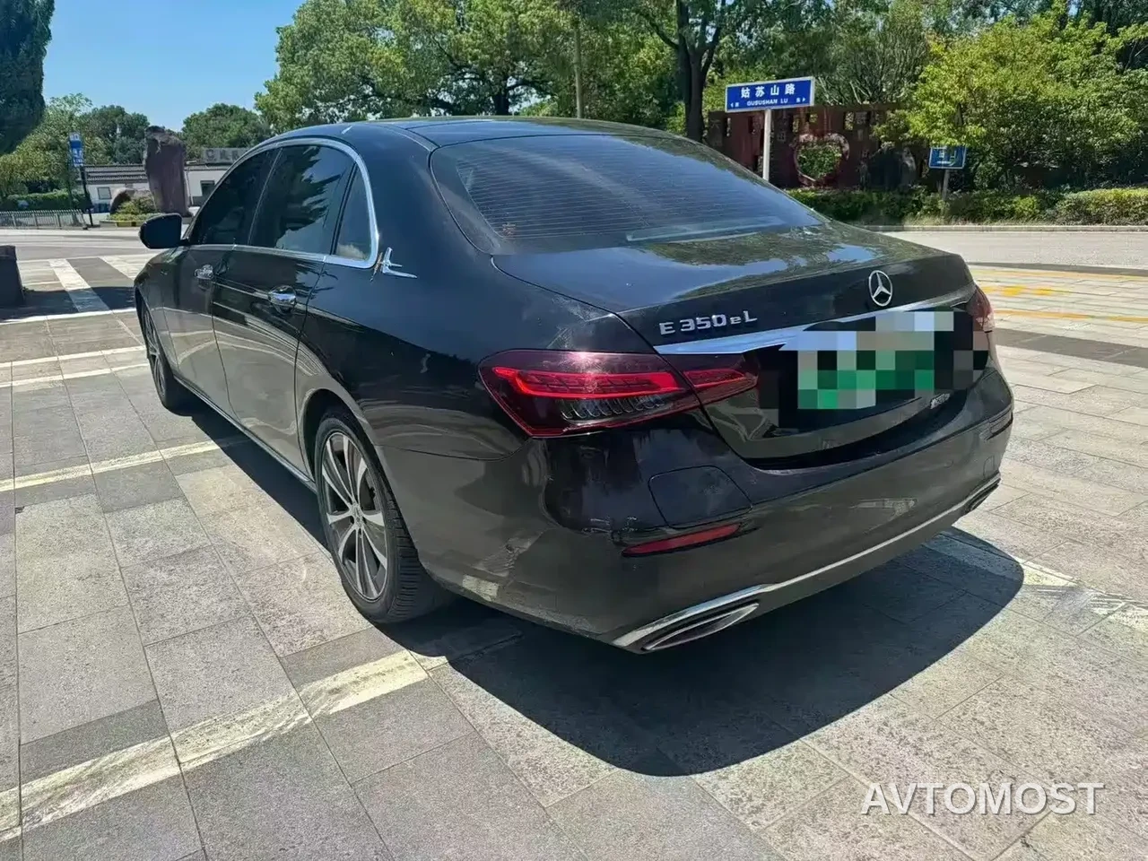 Mercedes-Benz E-Class New Energy 2022 E 350 e L Plug-in Hybrid Sports Sedan — фото 9