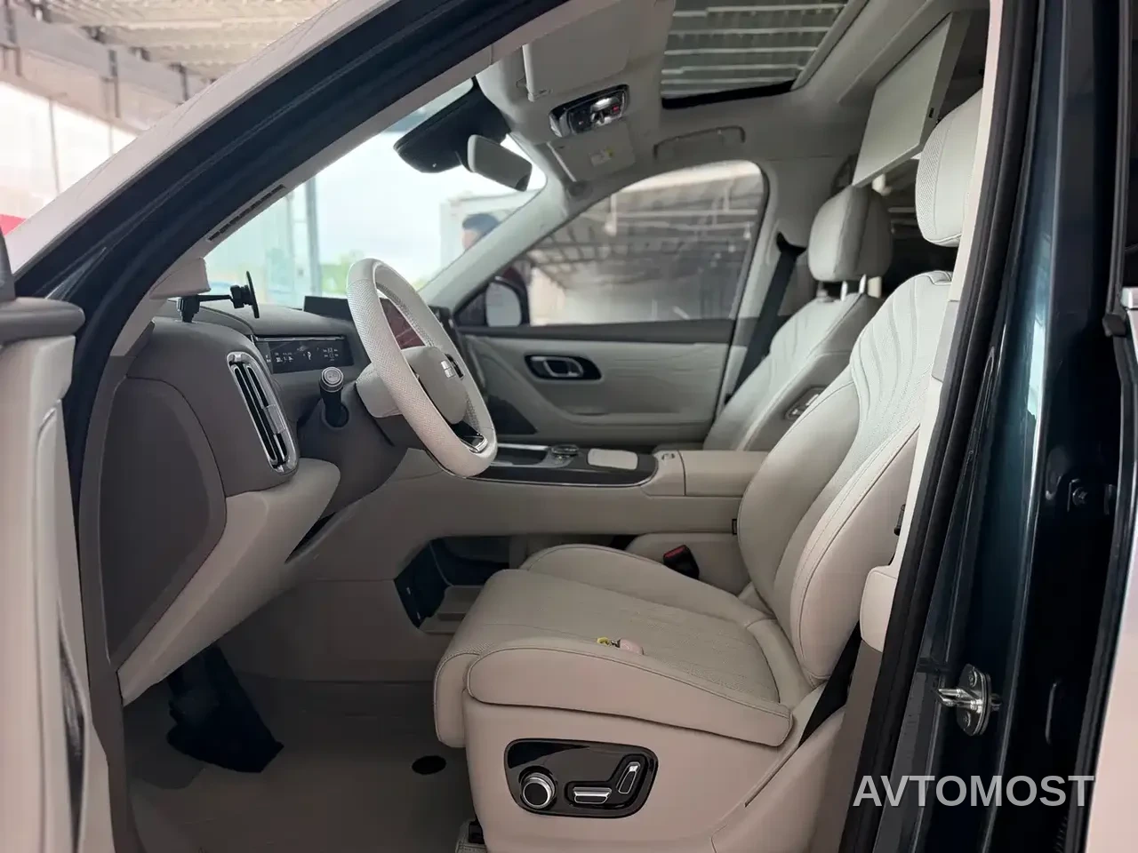 Geely Galaxy M9 2025 Model 230km 2WD Explorer+ Edition — фото 4